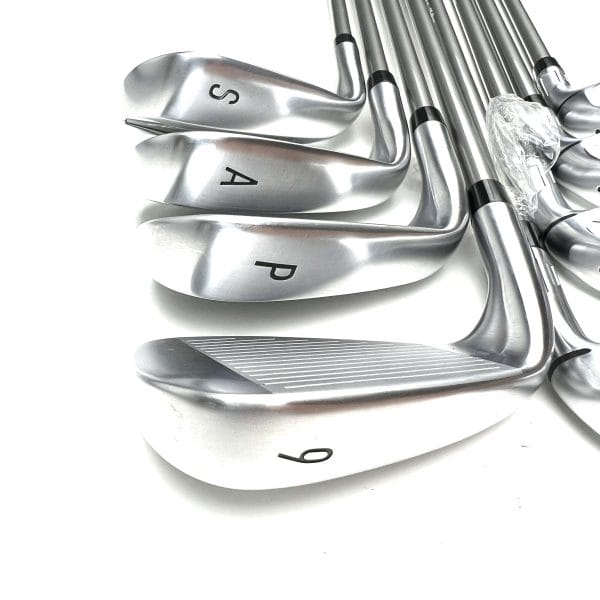 Taylormade Qi HL Irons / 5-SW + AW / Speeder NX 50 Regular Flex