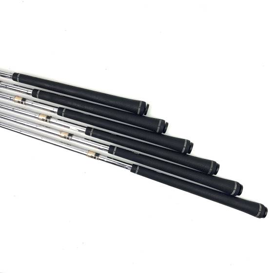 Titleist 714 AP2 Irons / 5-PW / Dynamic Gold S300 Stiff Flex