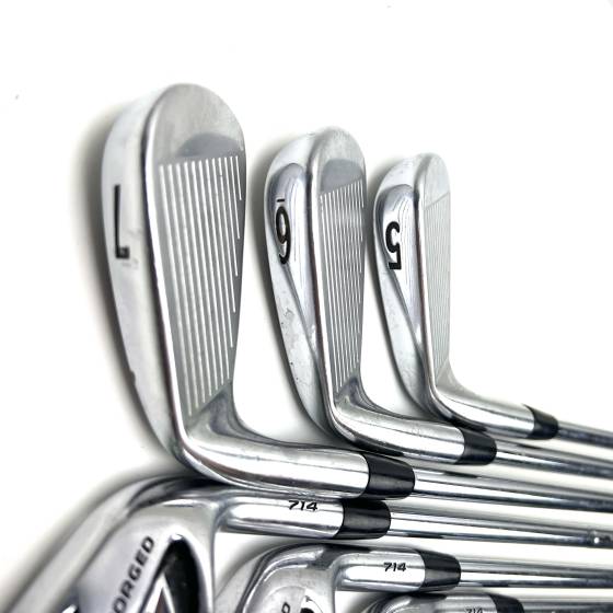 Titleist 714 AP2 Irons / 5-PW / Dynamic Gold S300 Stiff Flex
