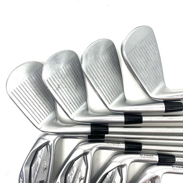 Mizuno JPX900 Forged Irons / 5-GW / KBS Tour C-Taper 130 X-Stiff Flex