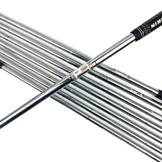 Titleist 716 CB Forged Irons / 3-PW / Dynamic Gold S300 Stiff Flex