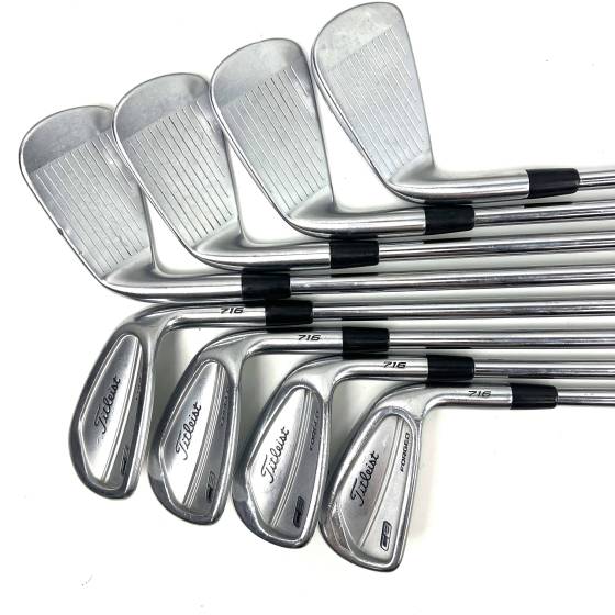 Titleist 716 CB Forged Irons / 3-PW / Dynamic Gold S300 Stiff Flex