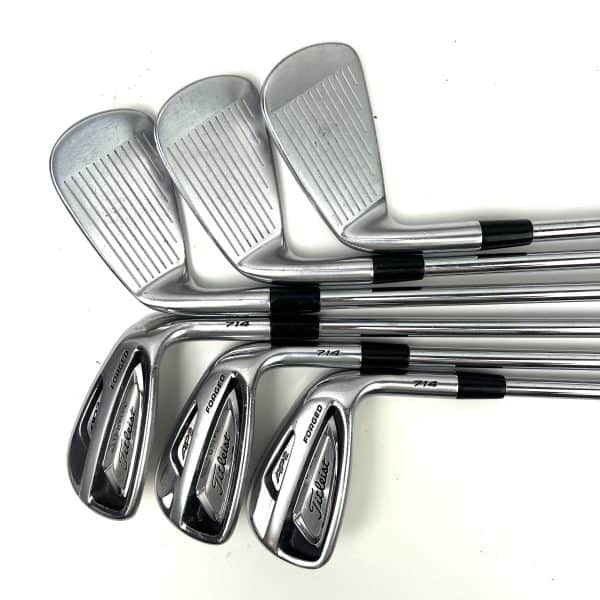 Titleist 714 AP2 Irons / 5-PW / XP 95 R300 Regular Flex