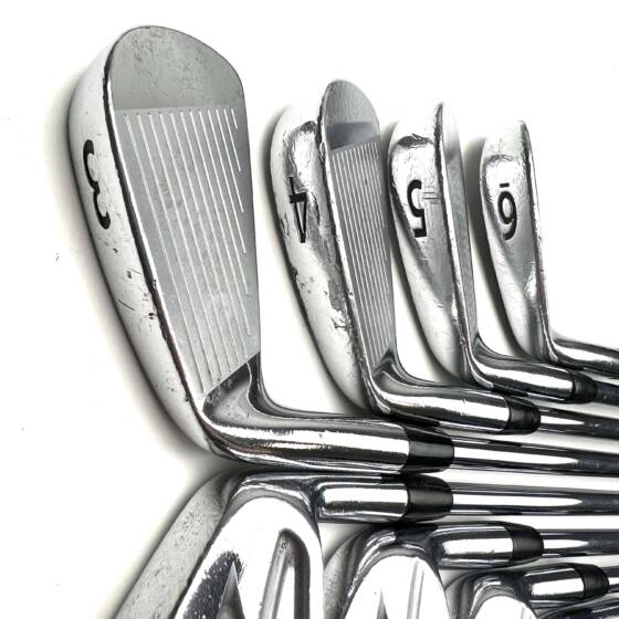 Titleist ZB Forged Irons / 3-PW / Dynamic Gold S300 Stiff Flex