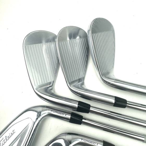 New Titleist T350 2023 Irons / 5-PW + 48 / AMT Red R300 Regular Flex