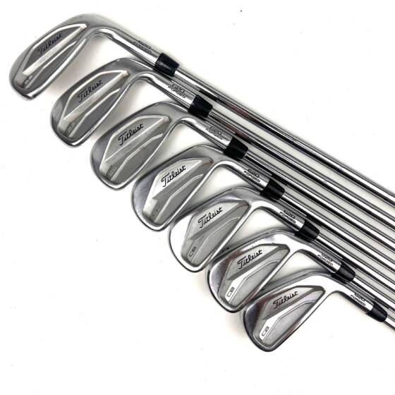 Titleist 620 CB Irons / 4-PW / AMT White X100 X-Stiff Flex