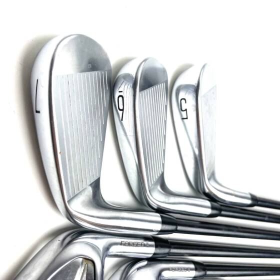 Titleist T350/T200 Irons / 5-PW / AMT Black R300 Regular Flex