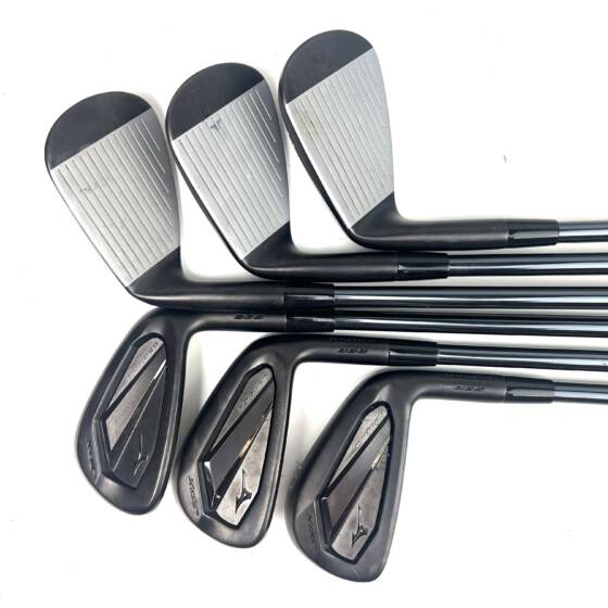 Mizuno JPX925 Black Forged Irons / 6-GW / Recoil Dart 60 Senior Flex