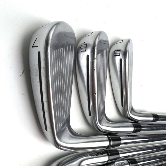 Taylormade P790 2017 Irons / 5-PW / Dynamic Gold S300 Stiff Flex