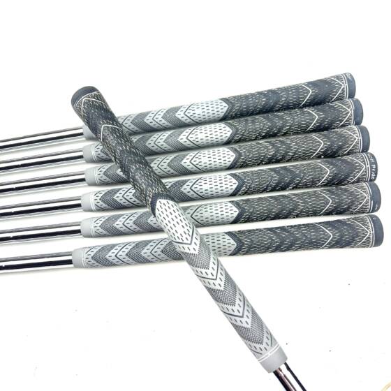 Mizuno JPX 919 Tour Irons / 4-PW / Dynamic Gold 120 S300 Stiff Flex