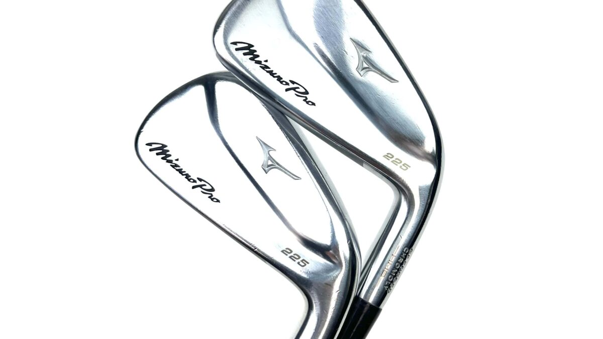 Mizuno Pro 225 Irons / 4-PW / N.S. Pro Modus3 Tour 105 Stiff Flex