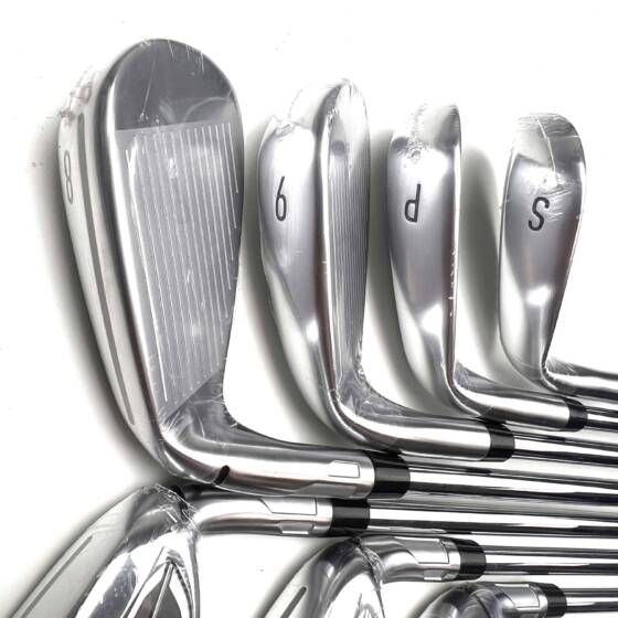 New Taylormade QI Irons / 5-SW / N.S. Pro Modus 3 Tour 120 Stiff Flex
