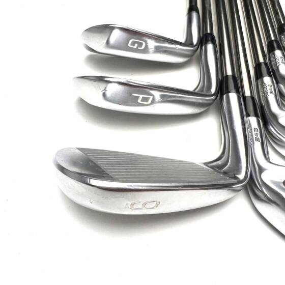 Mizuno Pro 243 Irons / 5-PW+GW / Recoil ESX 460 Regular Flex