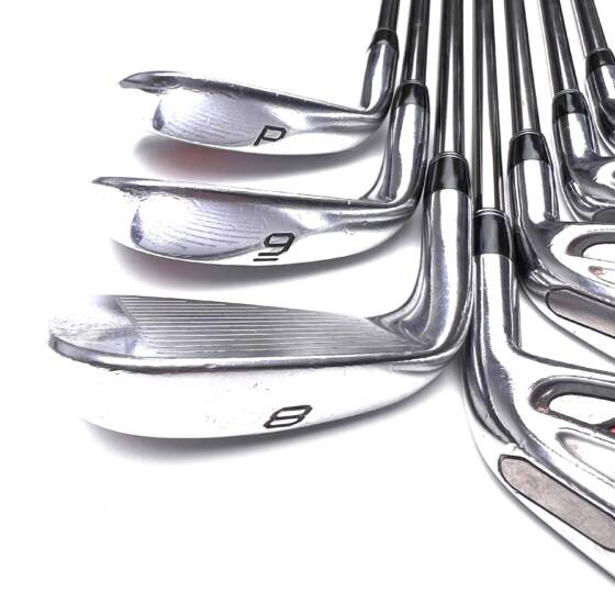 Cobra AMP Forged Irons / 4-PW / Recoil ESX 460 F4 Stiff Flex