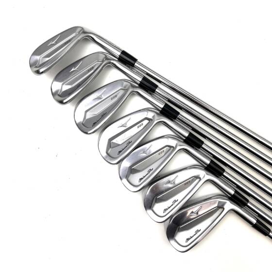 Mizuno Pro 223 Irons / 4-PW / N.S. Pro Modus 3 Tour 105 Regular Flex