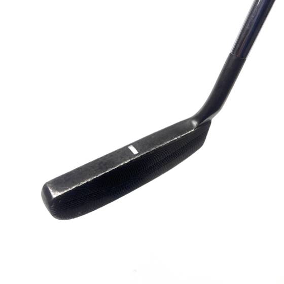Wilson Staff 8882 BLK Putter / 34.5 Inches