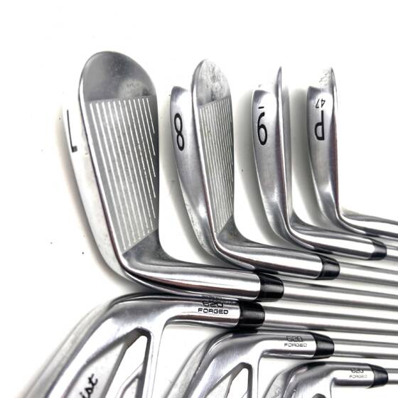 Titleist 620 CB Irons / 4-PW / KBS Tour C-Taper 130 X-Stiff Flex