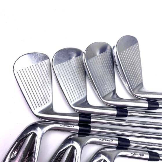 Titleist T100 2019 Irons / 4-PW / AMT White S300 Stiff Flex