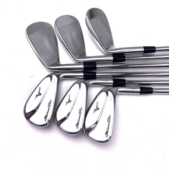 Mizuno Pro 225 Irons / 5-PW / N.S. Pro Modus 3 Tour 105 Stiff Flex