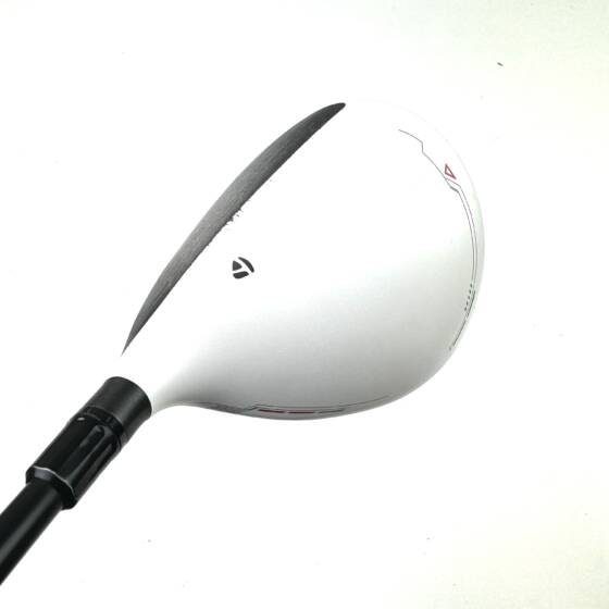Taylormade R11 3 Wood / 15.5 Degree / Fujikura Blur Regular Flex