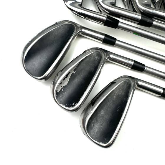 Cleveland Launcher HB Irons / 4-PW / Miyazaki C.Kua 4 Ladies Flex