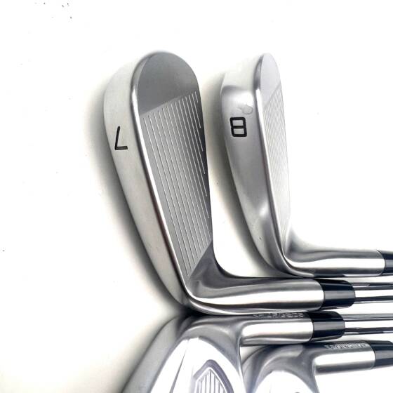 Taylormade P7CB Irons / 7-PW / Project X 6.5 X-Stiff Flex