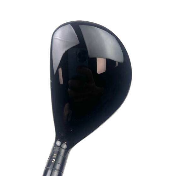 Titleist GT2 3 Hybrid / 18 Degree / HZRDUS X-Stiff Flex