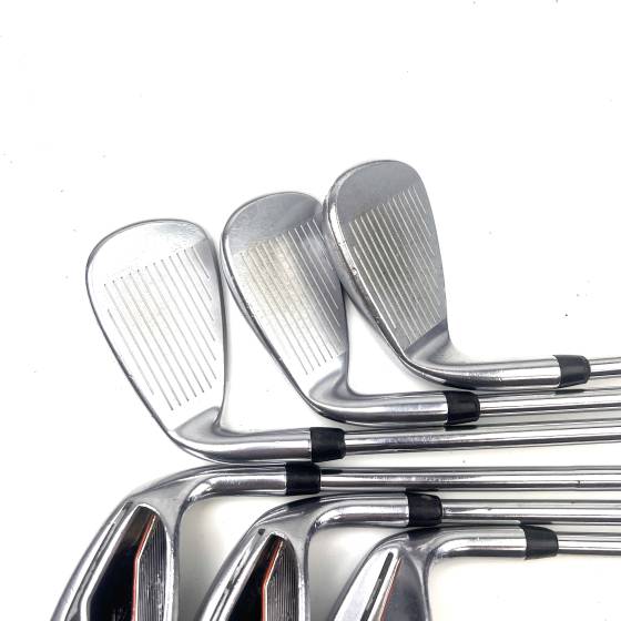 Cobra King F7 Irons / 5-GW / KBS Tour FLT 110 Regular Flex