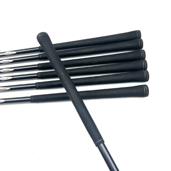 Taylormade R7 XD Irons / 5-SW / Taylormade Regular Flex