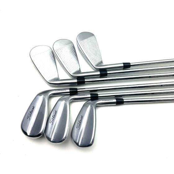 Titleist 2025 T250 Irons / 5-PW / AMT Silver Stiff Flex