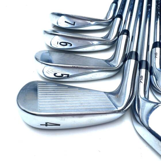Titleist 716 AP2 Irons / 4-PW / Regular Flex