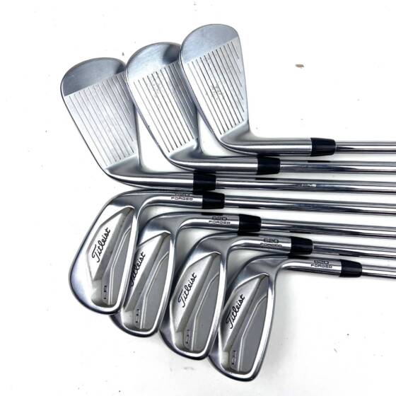 Titleist CB 620 Forged Irons / 4-PW / N.S. Pro 880 AMC Stiff Flex