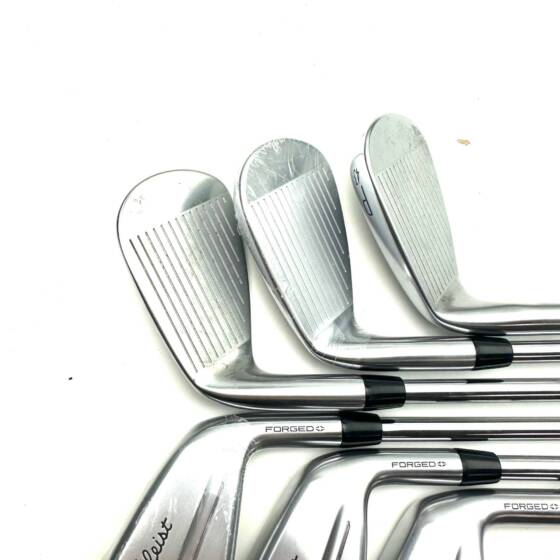 Titleist 2025 T250 Irons / 5-PW / AMT Silver Stiff Flex