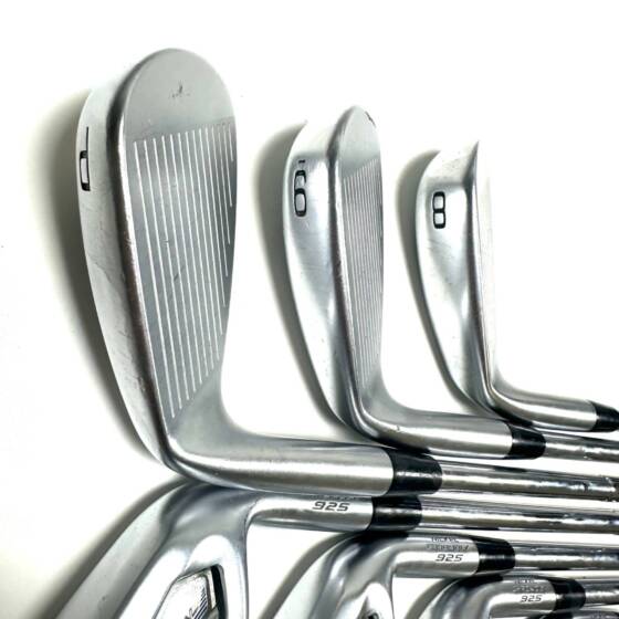 Mizuno JPX 925 Hot Metal Irons / 4-PW / Dynamic Gold Mid 100 S300 Stiff Flex