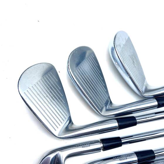 Mizuno MP-18 Irons / 4-PW / Dynamic Gold S300 Stiff Flex