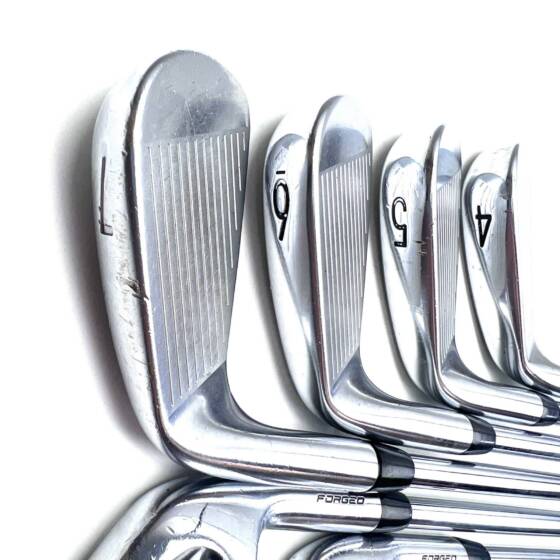 Titleist T100 2019 Irons / 4-PW / AMT S300 Stiff Flex