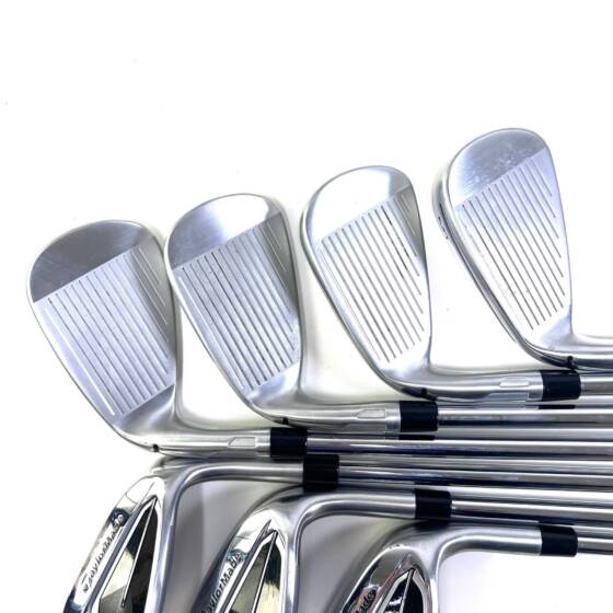 Taylormade Qi Irons / 5-AW / N.S.Pro Regular Flex