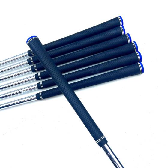 Cleveland Launcher CBX Irons / 4-PW / Dynamic Gold DST 98 R300 Regular Flex