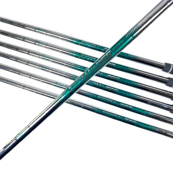 Taylormade Qi Irons / 5-AW / N.S.Pro Regular Flex