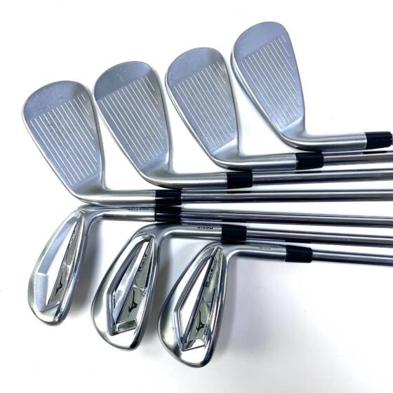Mizuno JPX 921 Hot Metal Irons / 4-PW / Dynamic Gold DST 98 Regular Flex