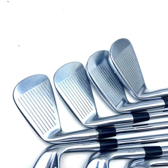 Mizuno MP-18 Irons / 4-PW / Dynamic Gold S300 Stiff Flex