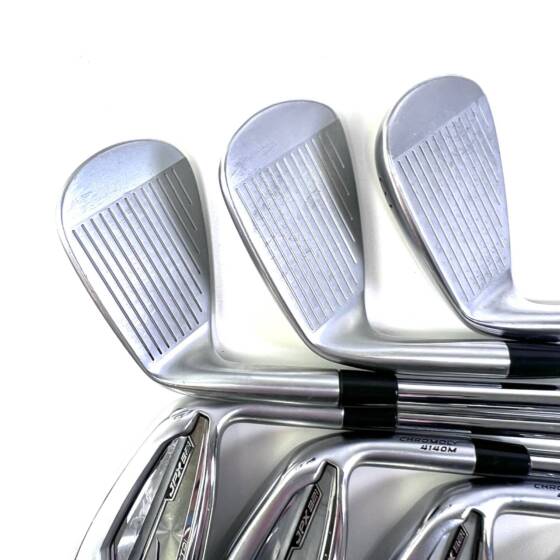 Mizuno JPX 921 Hot Metal Irons / 4-PW / Dynamic Gold DST 98 Regular Flex