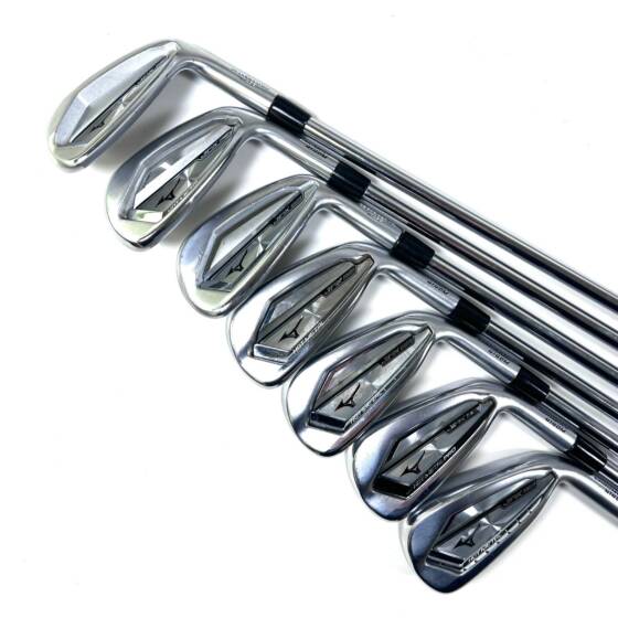 Mizuno JPX 921 Hot Metal Irons / 4-PW / Dynamic Gold DST 98 Regular Flex