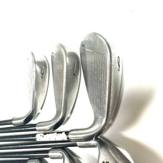 Left Handed Callaway Big Bertha 2002 Irons / 6-SW / RCH 75 Regular Flex