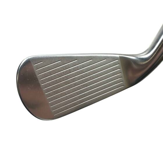 Titleist U510 4 Iron / 22 Degree / HZRDUS Smoke Regular Flex