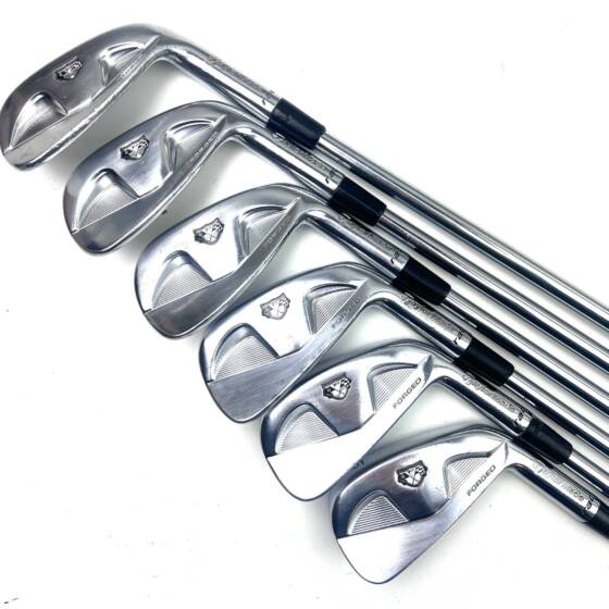 Taylormade RAC Forged TP Irons / 5-PW / Dynamic Gold S300 Stiff Flex