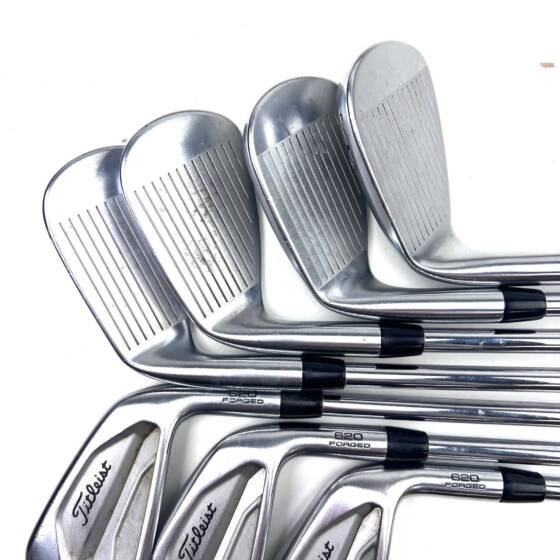 Titleist CB 620 Forged Irons / 4-PW / N.S. Pro 880 AMC Stiff Flex