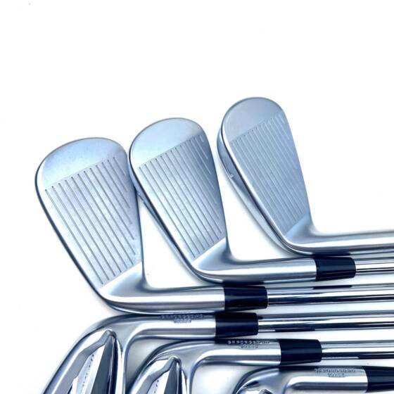 Mizuno JPX 923 Forged Irons / 5-PW / KBS $-Taper 100 Regular Flex