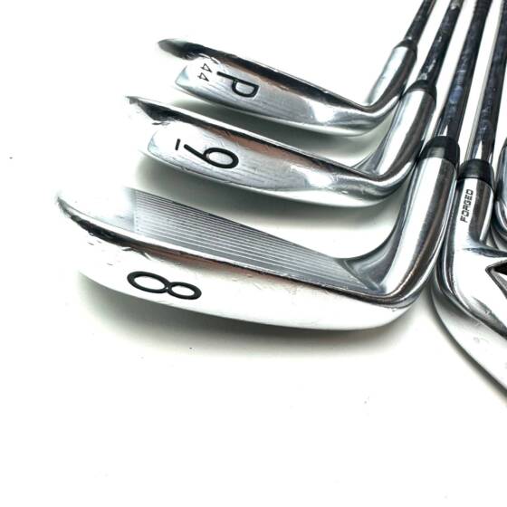 Titleist T100s 2019 Irons / 5-PW / AMT Black Stiff Flex