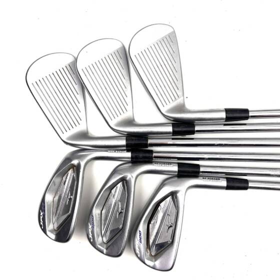 Mizuno JPX900 Forged Irons / 4-9 / XP 95 S300 Stiff Flex